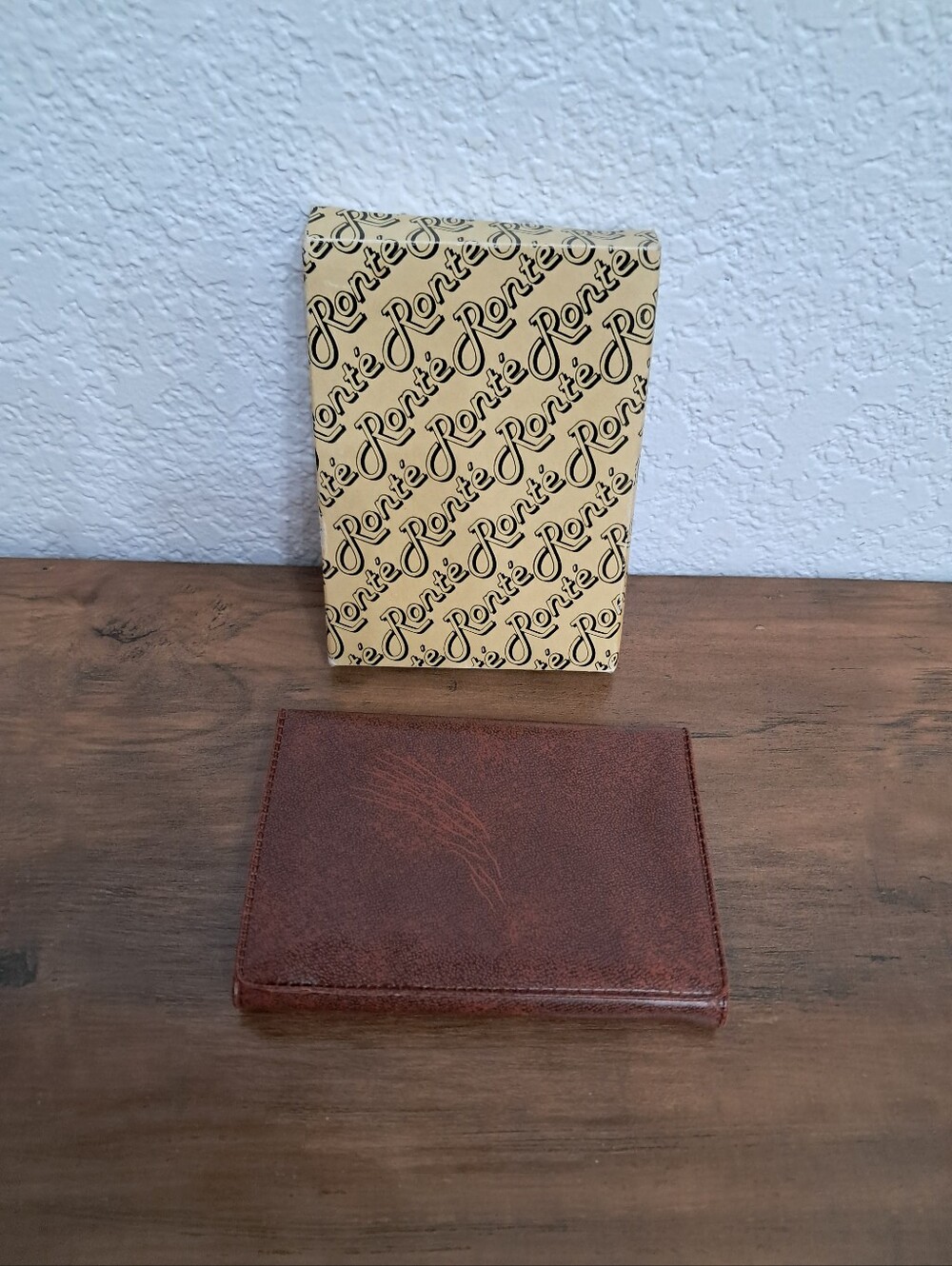 NWT Vintage 1980's Rontè Of Beverly Hills Trifold Wallet Brown Vinyl Unisex Gift